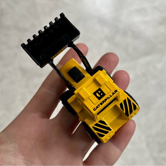 🎈2/$30 - Vtg MATCHBOX Superfast No. 29 “Caterpillar” TRACTOR SHOVEL. ©️1976. - Picture 7 of 8